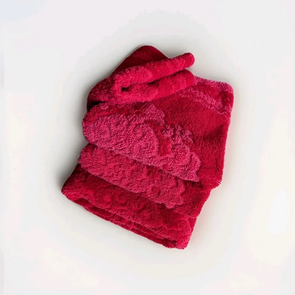 Vintage Fashion Manor Decorator Towels Set of 4  Red Fringe Jacquard bath hand